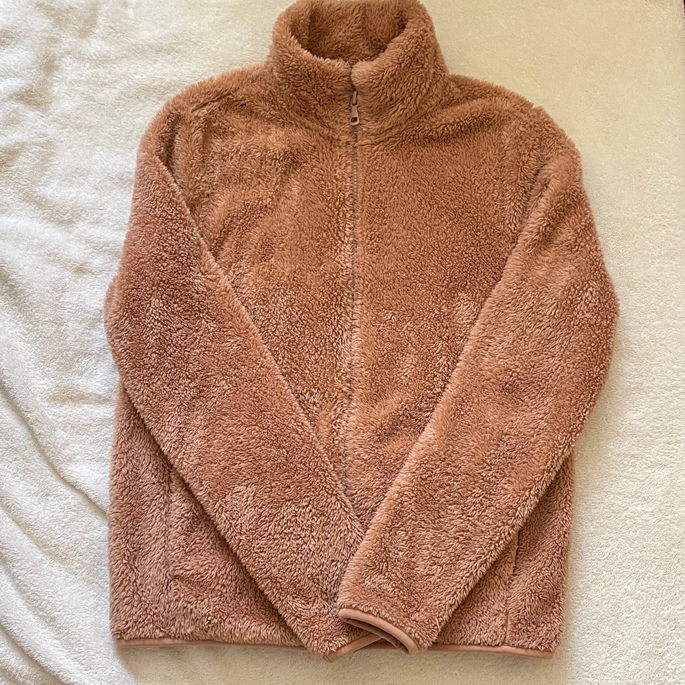 Uniqlo Soft Beige Fleece Jacket